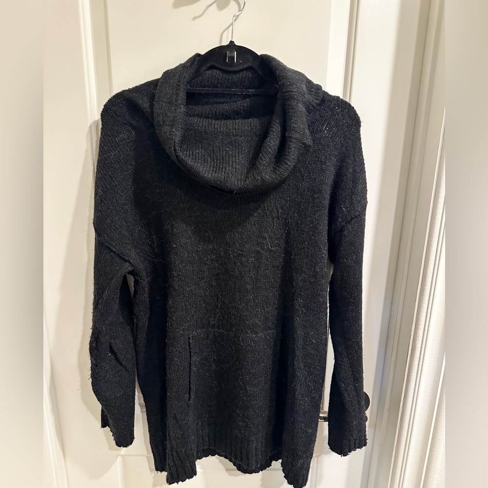 Lucky Brand Women’s Black Cowl Neck Relaxed Turtleneck Sweater Medium